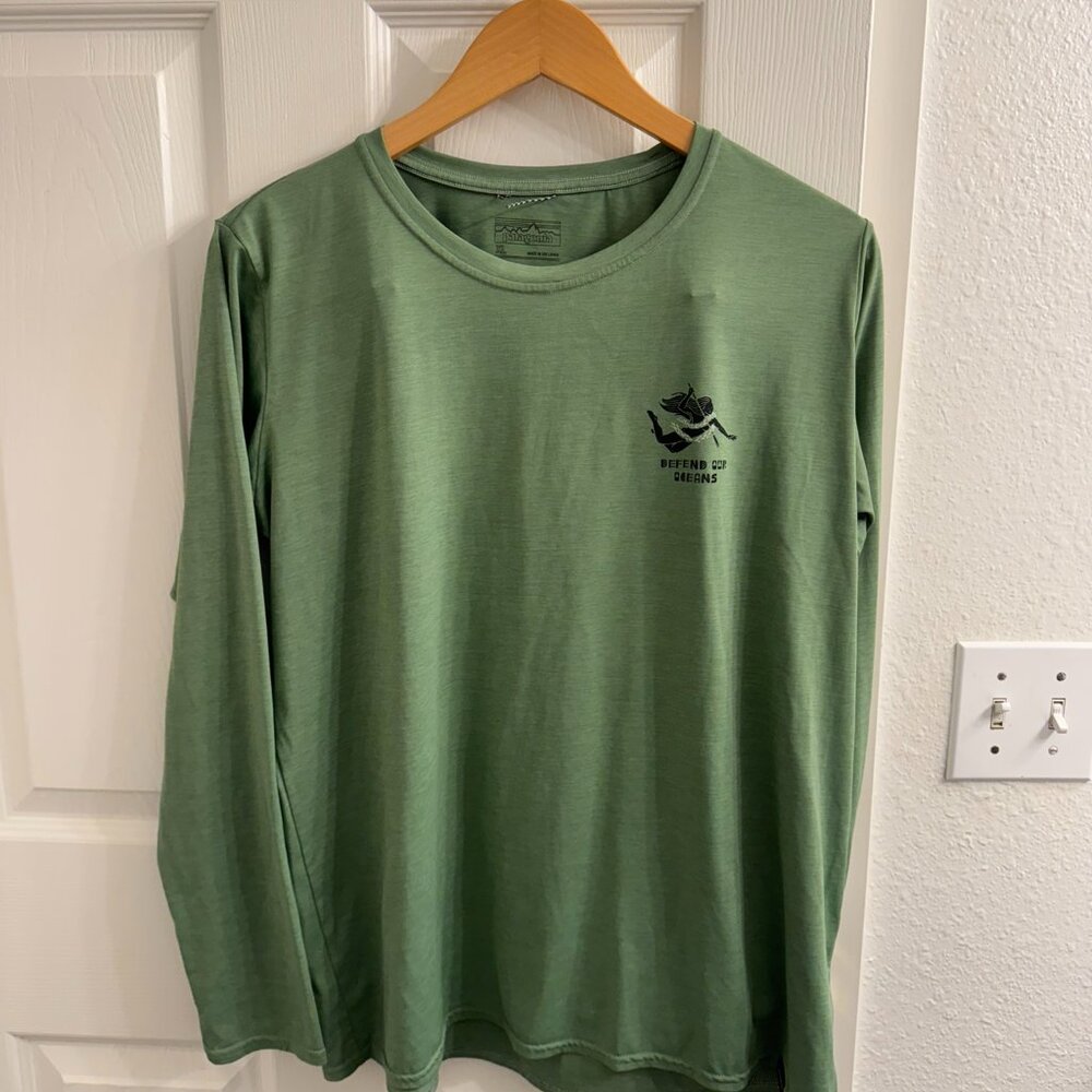 EUC Patagonia Capilene Cool Trail Long Sleeve Graphic Green XL